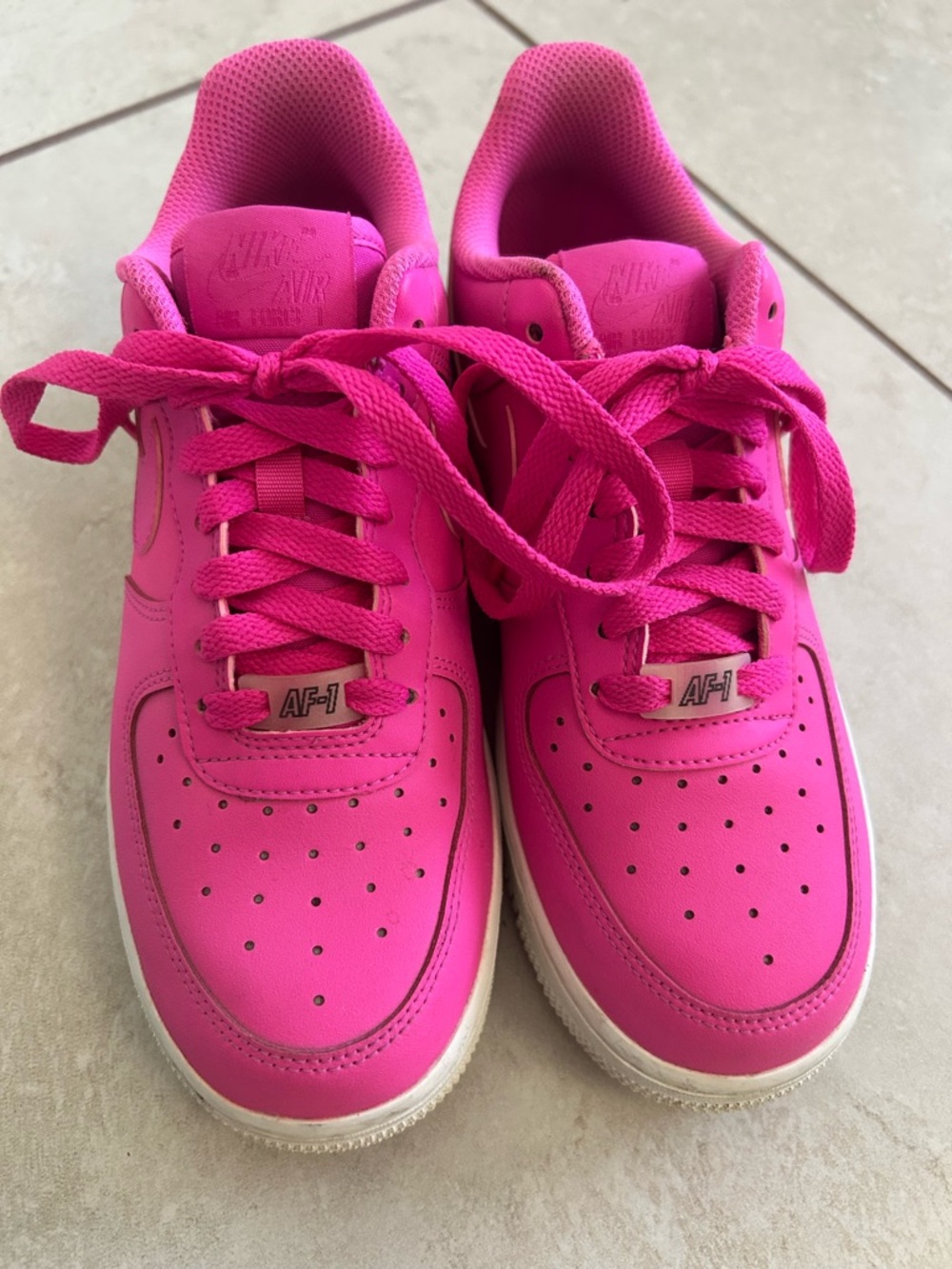 Nike Women's Vibrant Pink Low-Top Sneakers